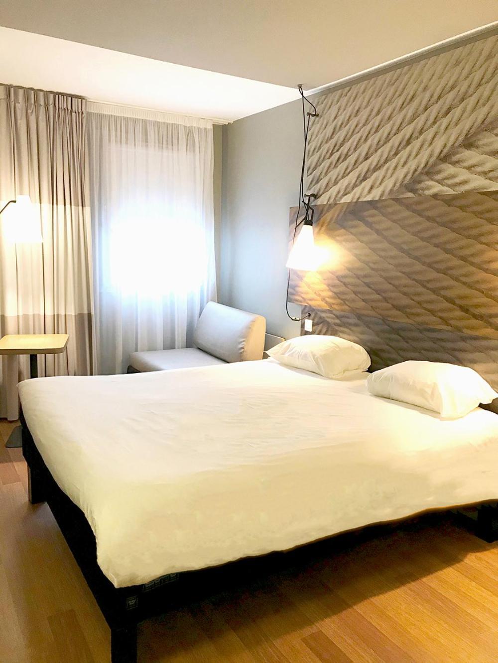 Hotel Ibis Centre Clemenceau 3*