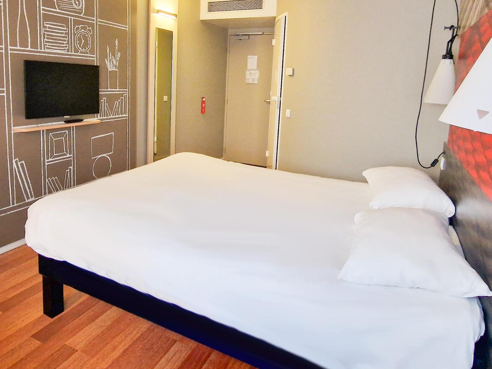 Hotel Ibis Centre Clemenceau 3*